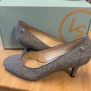 Life Stride Silver Glitter Mid-Heel Pumps